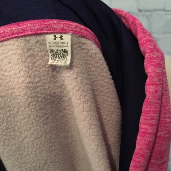 Under Armour Bright Pink Performance Sweatshirt (Size Medium) - Picture 4 of 4